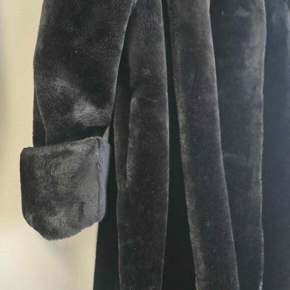 Vintage Monterey Fashions Faux Fur Full-Length Coat - Picture 4 of 10